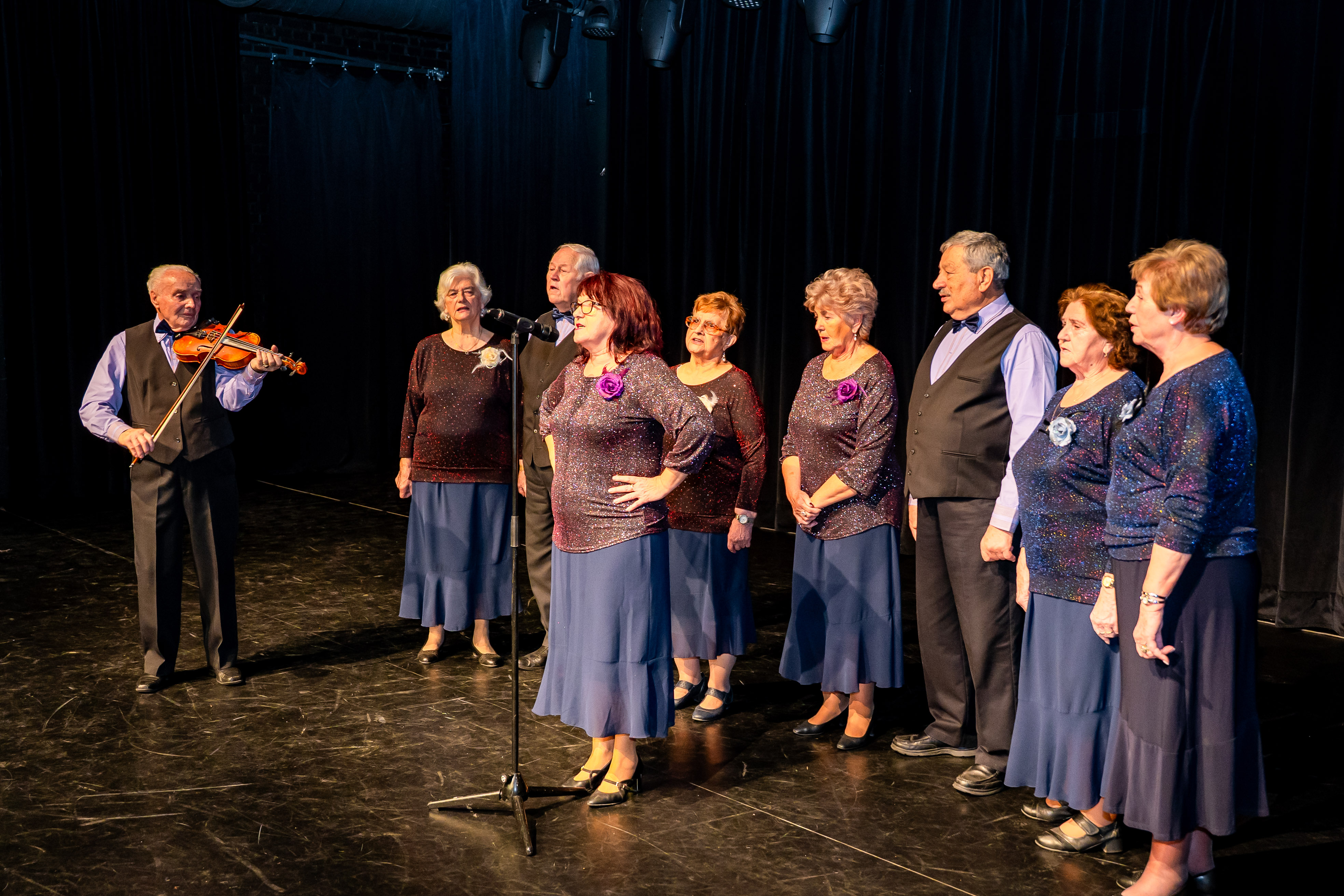 Vianocna seniorska hviezda -24